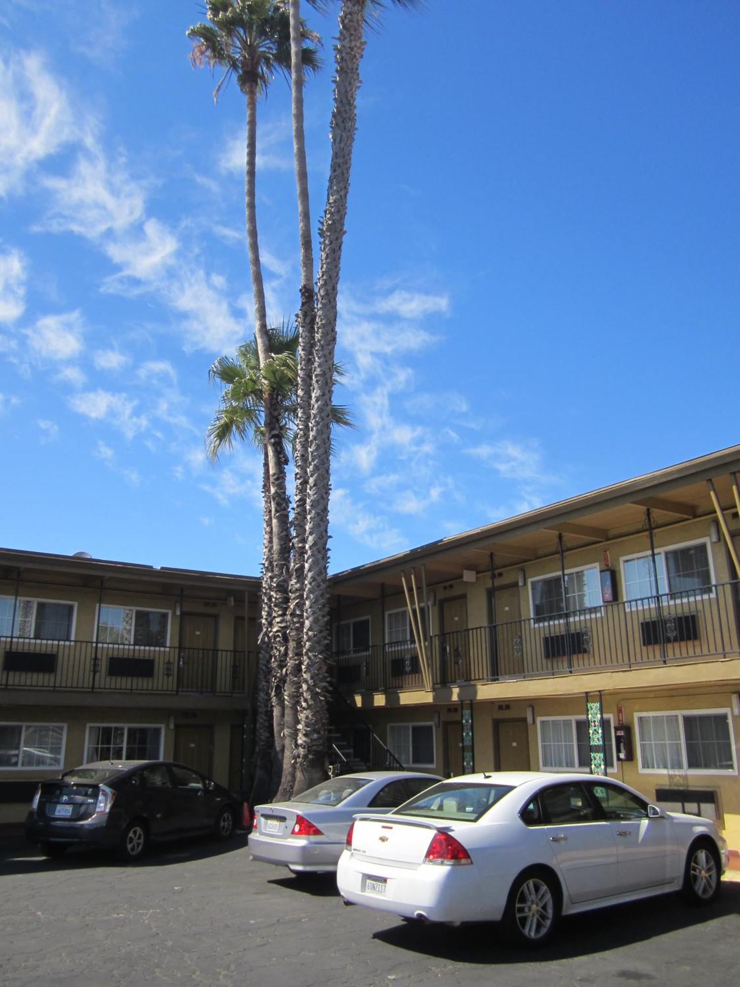 Civic Center Lodge / Lake Merritt Bart Оукланд Екстериор снимка