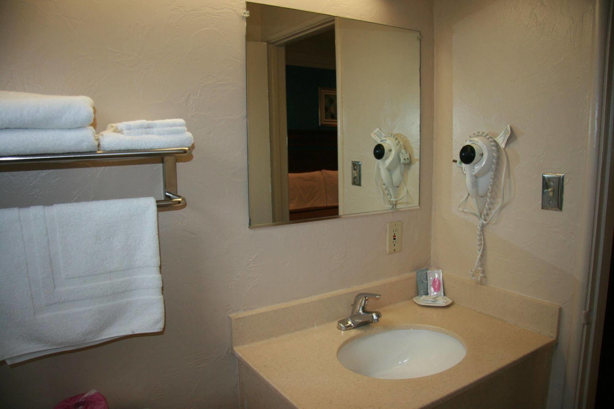 Civic Center Lodge / Lake Merritt Bart Оукланд Екстериор снимка