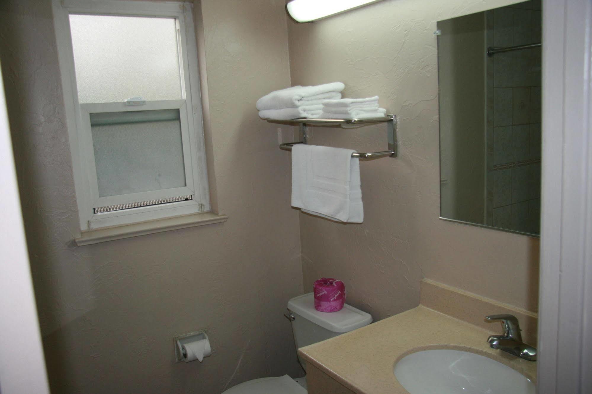 Civic Center Lodge / Lake Merritt Bart Оукланд Екстериор снимка