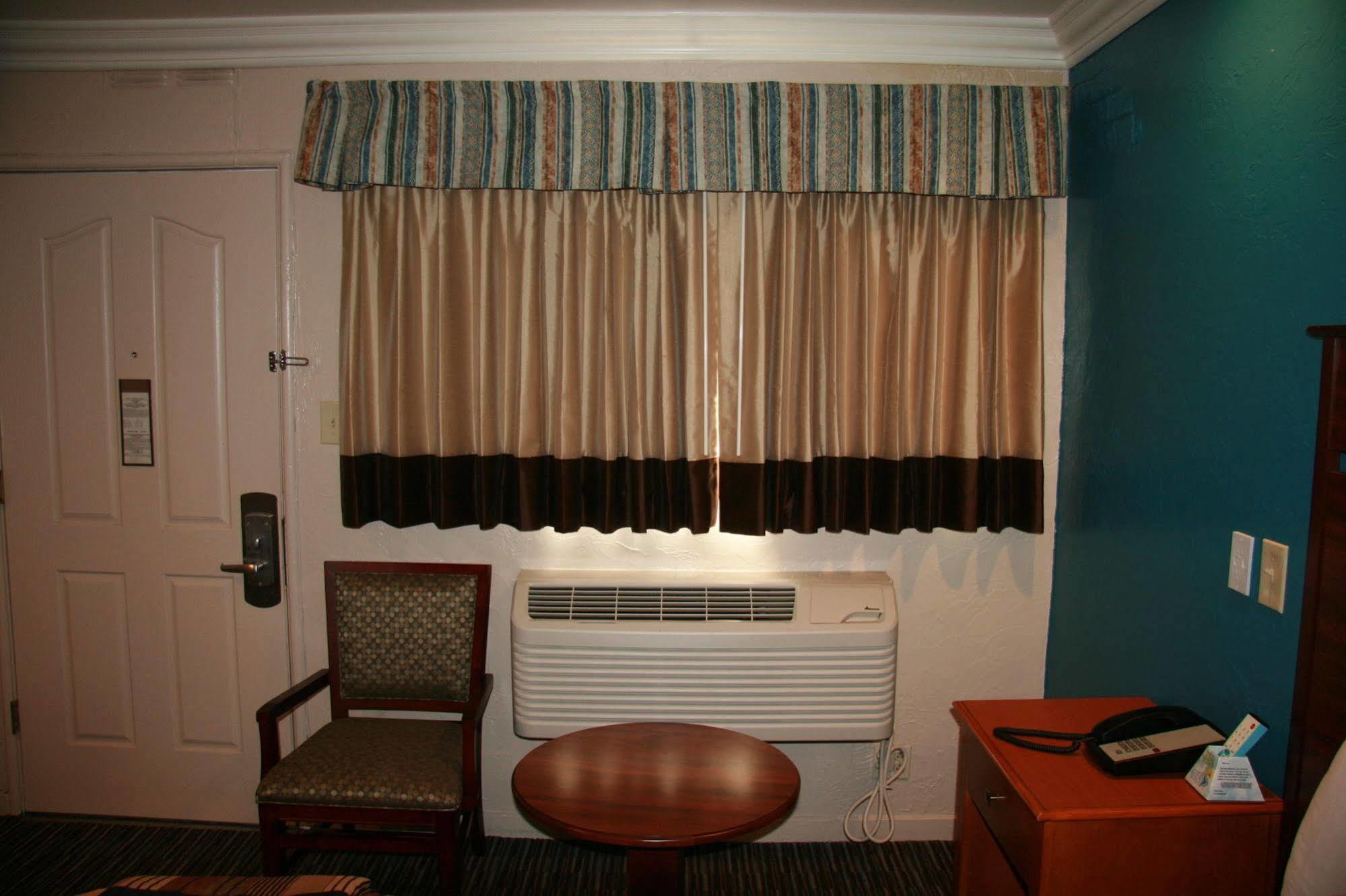 Civic Center Lodge / Lake Merritt Bart Оукланд Екстериор снимка