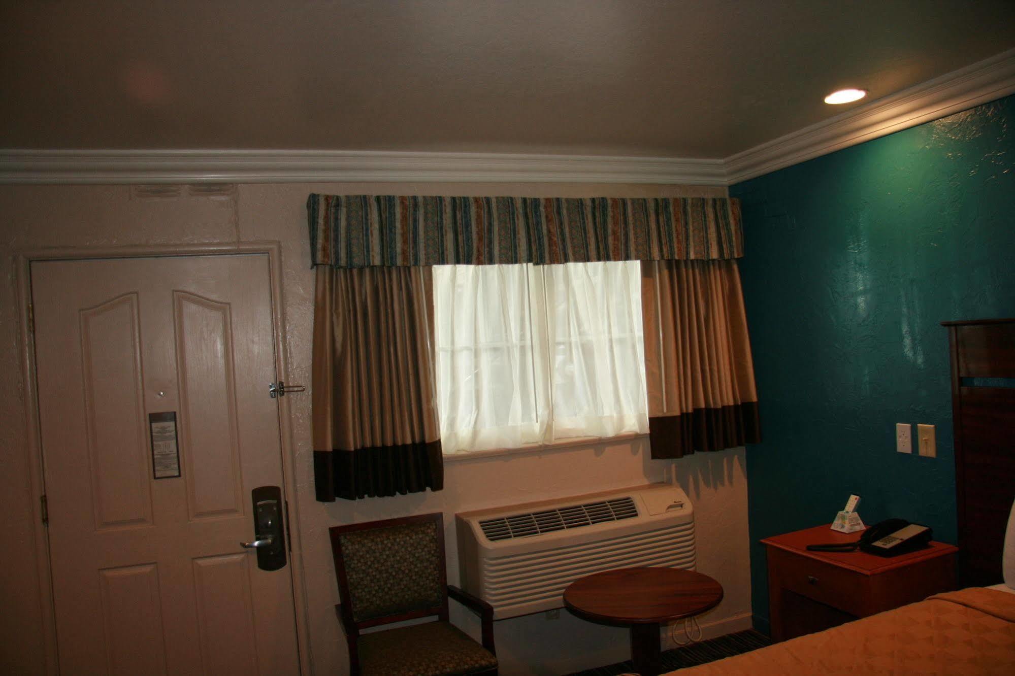 Civic Center Lodge / Lake Merritt Bart Оукланд Екстериор снимка