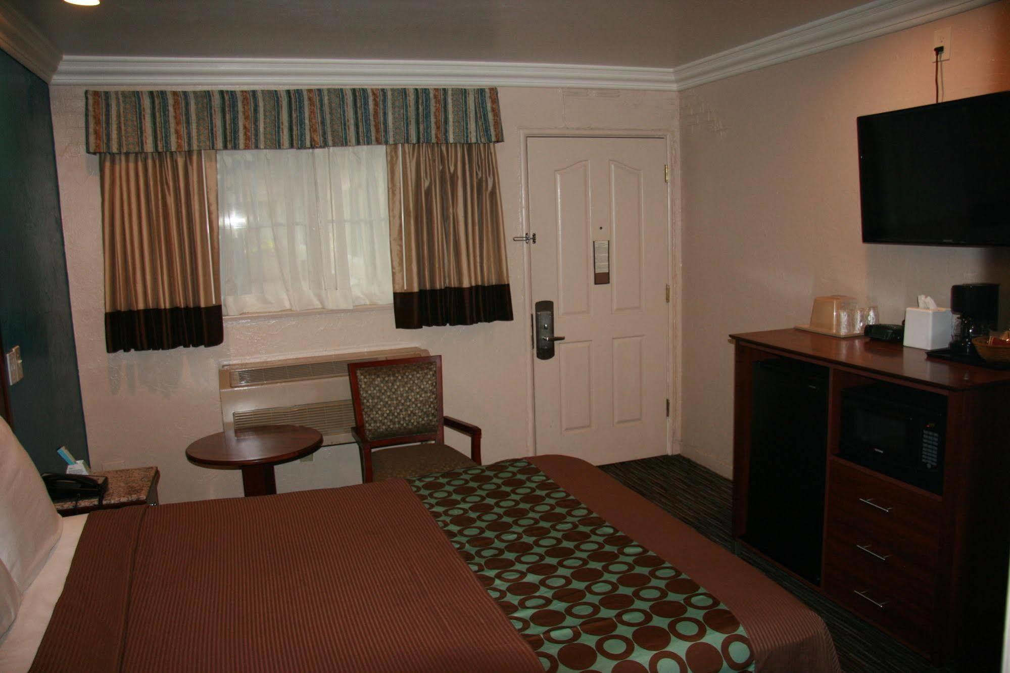 Civic Center Lodge / Lake Merritt Bart Оукланд Екстериор снимка